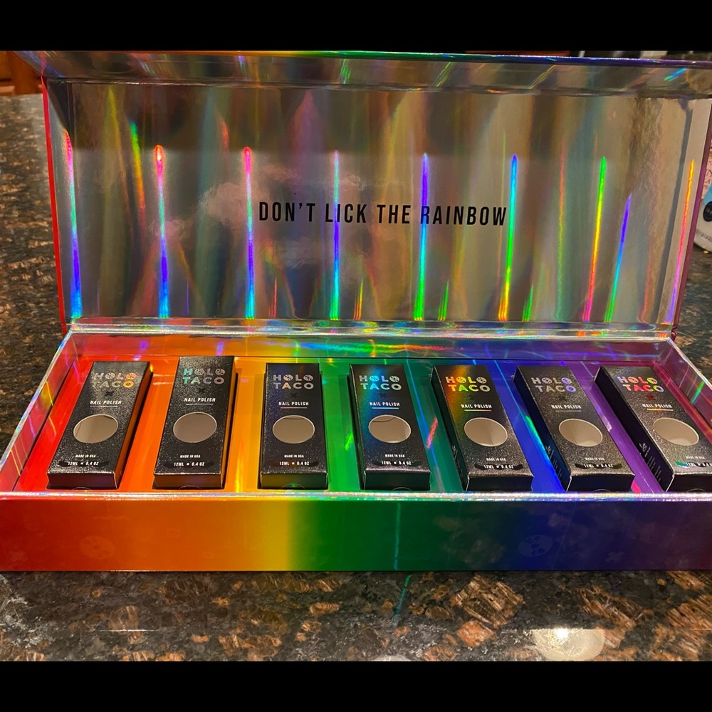 Holo Rainbow Box